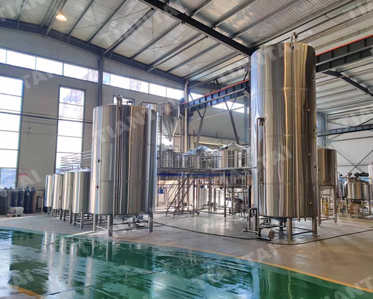 <b>60bbl Industrial Brewing Equi</b>